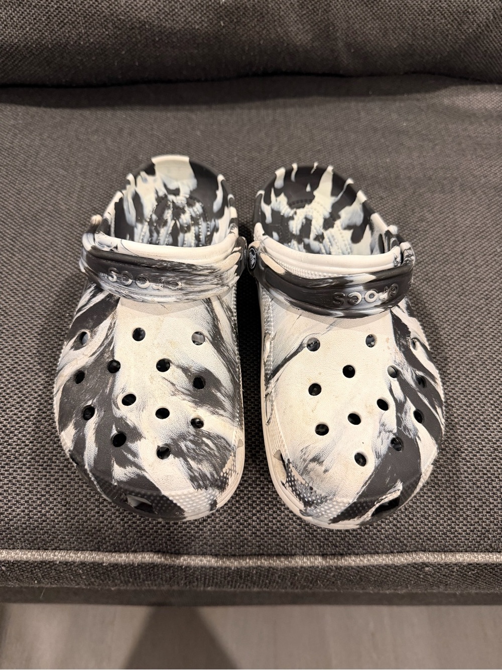 Crocs Classic Clog — Black & White Marble
